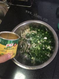 美味的凉拌仔姜丝做法图解5)