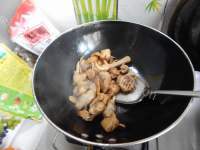 五味俱全的土豆鸡块做法图解8)