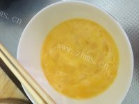 家常菜韭黄炒鸡蛋做法图解3)