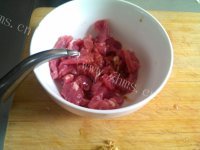 好吃的牛肉包菜做法图解5)