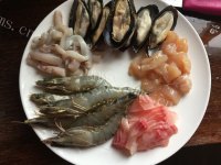 芳香四溢的西班牙海鲜饭做法图解2)