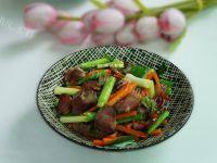 DIY-蒜苗炒香肠
