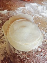 好吃的韭菜鸡蛋饺子做法图解8)