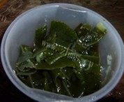 美味的五花肉炖海带做法图解7)