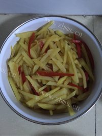 喷香的尖椒土豆丝做法图解7)