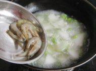 美味的海虾毛豆冬瓜汤