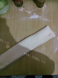 自制椒盐花卷做法图解5)