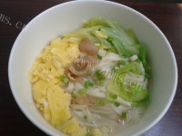 鸡蛋白菜面做法图解7)
