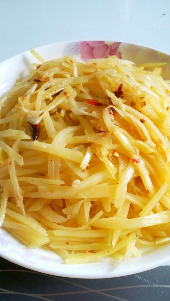 美味营养的酸辣土豆丝