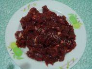 小炒牛肉做法图解1)