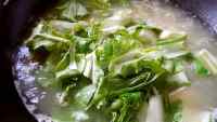鲜美的豆芽豆腐菜苔汤做法图解8)
