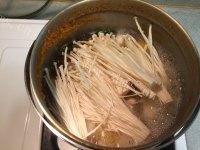 美味的玉米萝卜汤做法图解8)
