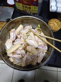 美味营养的蚝油鸡翅做法图解1)