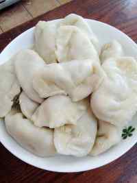 诱人的酸菜饺子做法图解10)