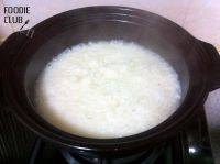 美味的腊味煲仔饭做法图解8)