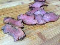 特别好吃的酸豆角炒腊里脊做法图解3)