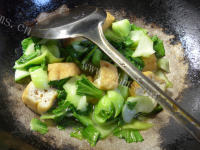 家常菜油豆腐炒青菜