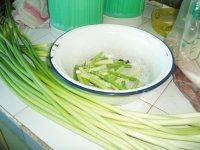 「DIY美食」蒜苗炒肉丝做法图解1)