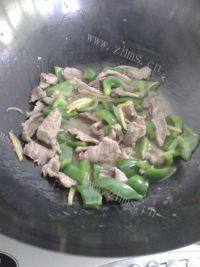 家常菜甜椒炒肉片