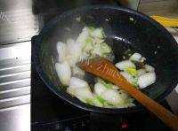 家常菜醋溜白菜做法图解8)