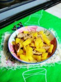 美味的菠萝炒肉