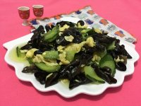 家常菜黄瓜木耳炒鸡蛋