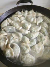 山苜楂虾仁饺子做法图解21)