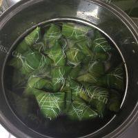 美味的红枣粽子做法图解10)