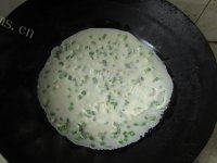 外婆教我做韭菜煎饼做法图解6)