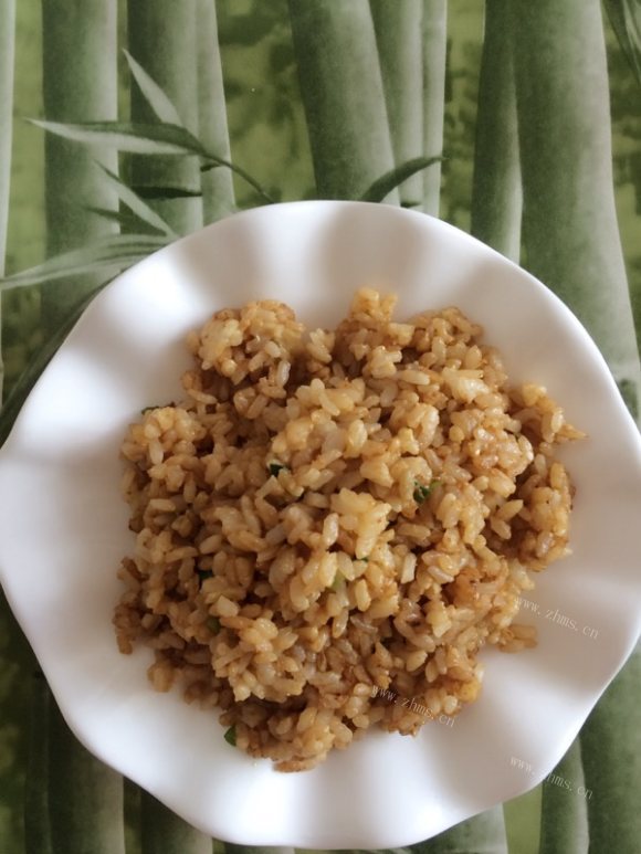 独特的酱油炒饭