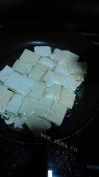 鲜美的鸡汤豆腐做法图解3)