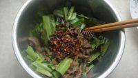 好吃的凉拌油麦菜做法图解5)