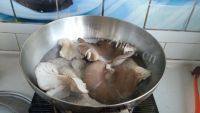 肉片炒鲜蘑做法图解1)