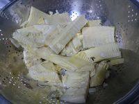 鲜香的鸡汁鲜笋做法图解4)