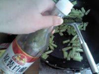 色味俱全的酸辣空心菜梗