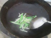 自己做的白菜焖馒头做法图解3)