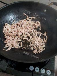 诱人的鱼香肉丝做法图解3)