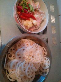 下饭的莲藕炒肉片做法图解1)