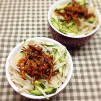 自己做的肉丝面