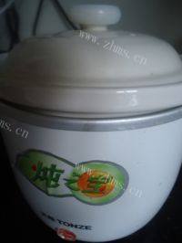 白银耳莲子汤家常做法做法图解3)
