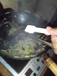美味的炒扁豆做法图解7)