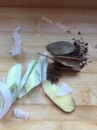 佐饭小吃泡椒凤爪和翅中做法图解9)