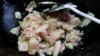 家常菜青椒回锅肉做法图解6)