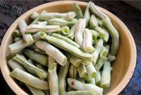 「DIY美食」排骨炖豆角做法图解1)