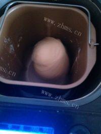 自己做的豆沙小餐包做法图解1)