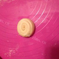 自制鲜肉月饼做法图解18)