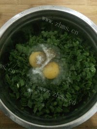 色香味俱全的韭菜鸡蛋饼做法图解2)