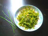 家常菜清炒空心菜梗