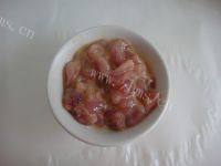 自制茭白炒肉丝做法图解3)