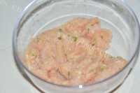 蒸白菜包做法图解4)